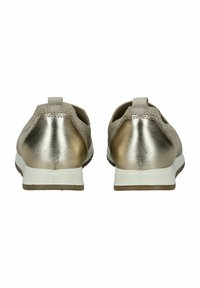 Zapatos de slip-on metálicos en dorado con un upper texturizado, contrastados por una suela de goma blanca y una lengüeta para facilitar su uso.