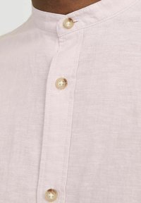 Jack & Jones JJESUMMER BAND LINEN MIX SHIRT - Majica - pink nectar