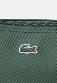Lacoste CONCEPT - Cabas - sequoia
