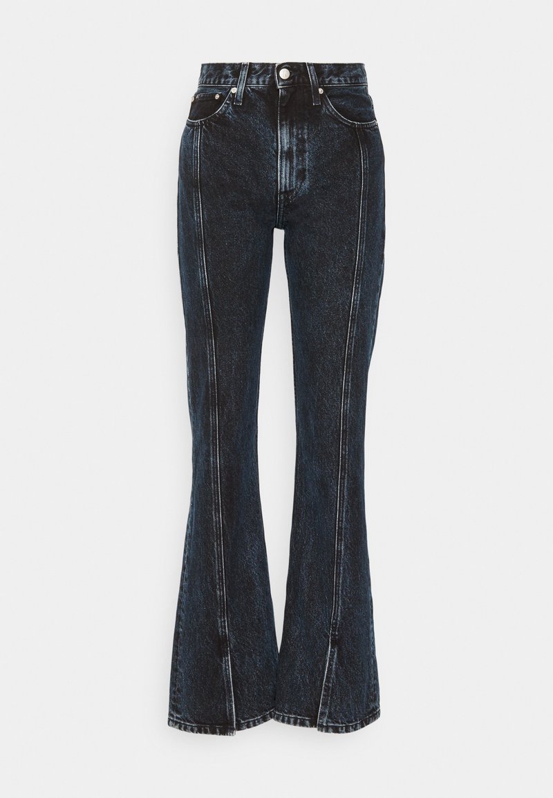 Blugi bootcut