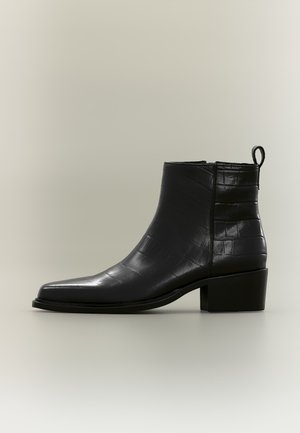ALDO, BRAZOS PILLOW WALK - Класически боти до глезена - open black