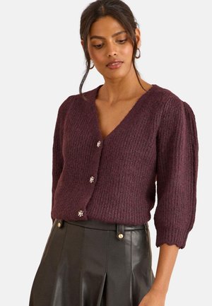 Love & Roses REGULAR FIT - EMBELLISHED BUTTON - Kardigán - berry red