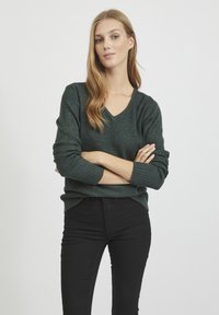 VILA VIRIL V NECK - Camisola - darkest spruce detail/melange
