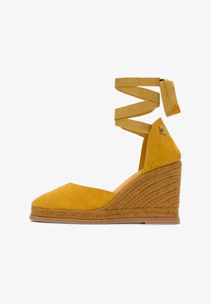 Castañer, CAMILA - ESPADRILLES - Espadrillas - mustard