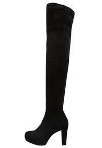 Czarne zamszowe kozaki za kolano z grubym obcasem, zaokrąglonym czubkiem i gładką teksturą, z bezszwami cholewką i platformą.