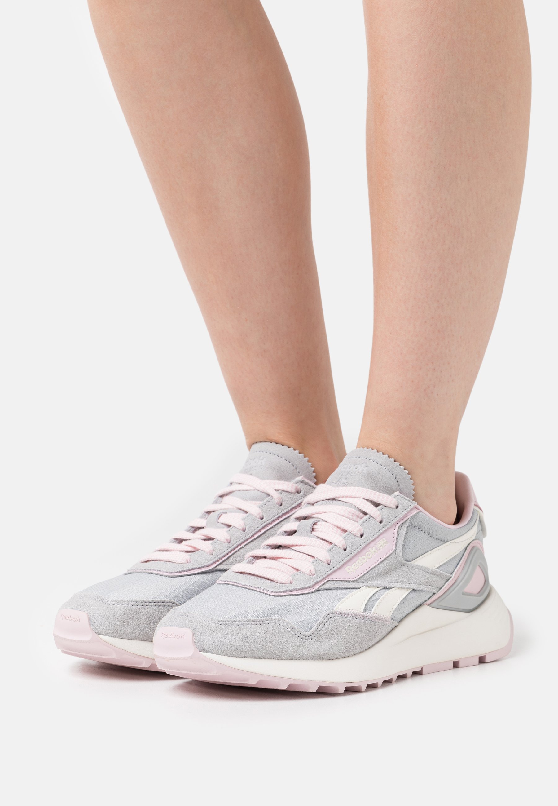 reebok cl legacy az