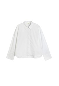 Chemise blanche en coton à manches longues avec un col classique, fermeture à boutons et une coupe légèrement courte et ample. Présente des manches à poignets et une texture lisse.