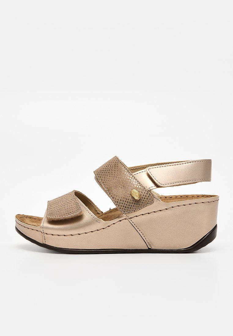 Sandalias de cuña