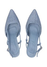 Niebieskie, tkane buty z ostrymi noskami i otwartymi bokami. Posiadają paski na kostkę oraz gładką podszewkę. Elegancki design.