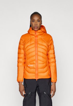 EIGER NORDWAND LIGHT HOODED JACKET WOMEN - Bunda z prachového peří - orange