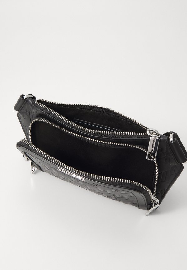 LOOM BUMBAG - Bum bag3