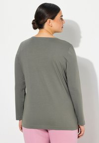 Ulla Popken COL ROND - Langarmshirt - gray