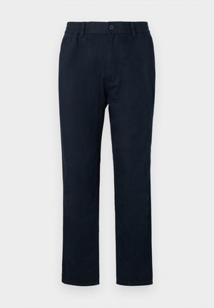 Chinos blu navy con vita elastica, chiusura con bottone anteriore e design a gamba dritta. Texture liscia senza motivi visibili.