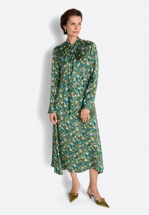 Rich & Royal, RICH & ROYAL MIDIKLEID - Shirt dress - smaragd green