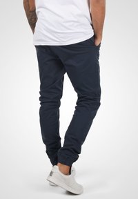 Solid SDTHEREON REGULARFIT - Spodnji deli trenirk - insignia blue
