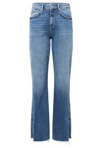 Jeans de mezclilla azul con cintura alta, cierre frontal con botón, estilo de cinco bolsillos y dobladillos deshilachados con un ligeroflare.