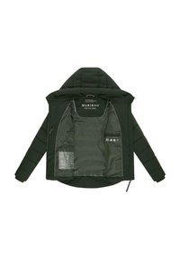 Veste rembourrée verte avec une capuche amovible, dotée d'une doublure intérieure lisse et d'instructions d'entretien visibles à l'intérieur.