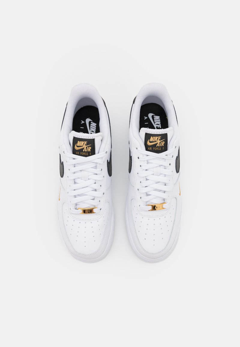 Nike Sportswear Air Force 1 07 Ess Sneaker Low White Black Weiss Zalando De