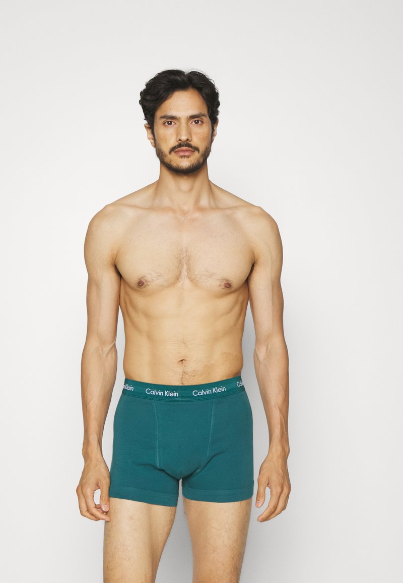 Calvin Klein Underwear TRUNK 5 PACK COTTON STRETCH - Uske bokserice - black/red/light blue
