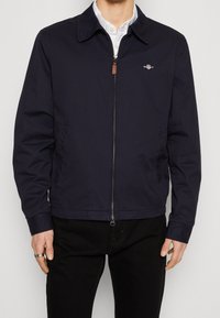 GANT Lehká bunda - dark blue