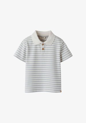 Witte polo met korte mouwen met lichtblauw ruitpatroon, twee houten knopen en een effen witte kraag.