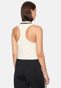 Fila APPAREL CHALLENGER beżowy