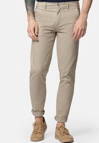 Niewybrane, light beige