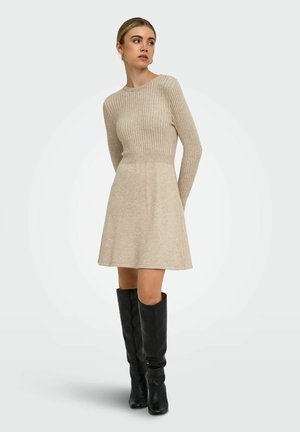 ONLY, ONLFIA LS FIT FLARE ONEC DRESS CS KNT - Robe pull - weathered teak
