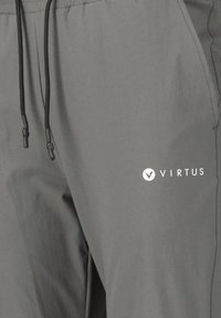 VIRTUS JAYSON - Pantalon de survêtement - sedona sage