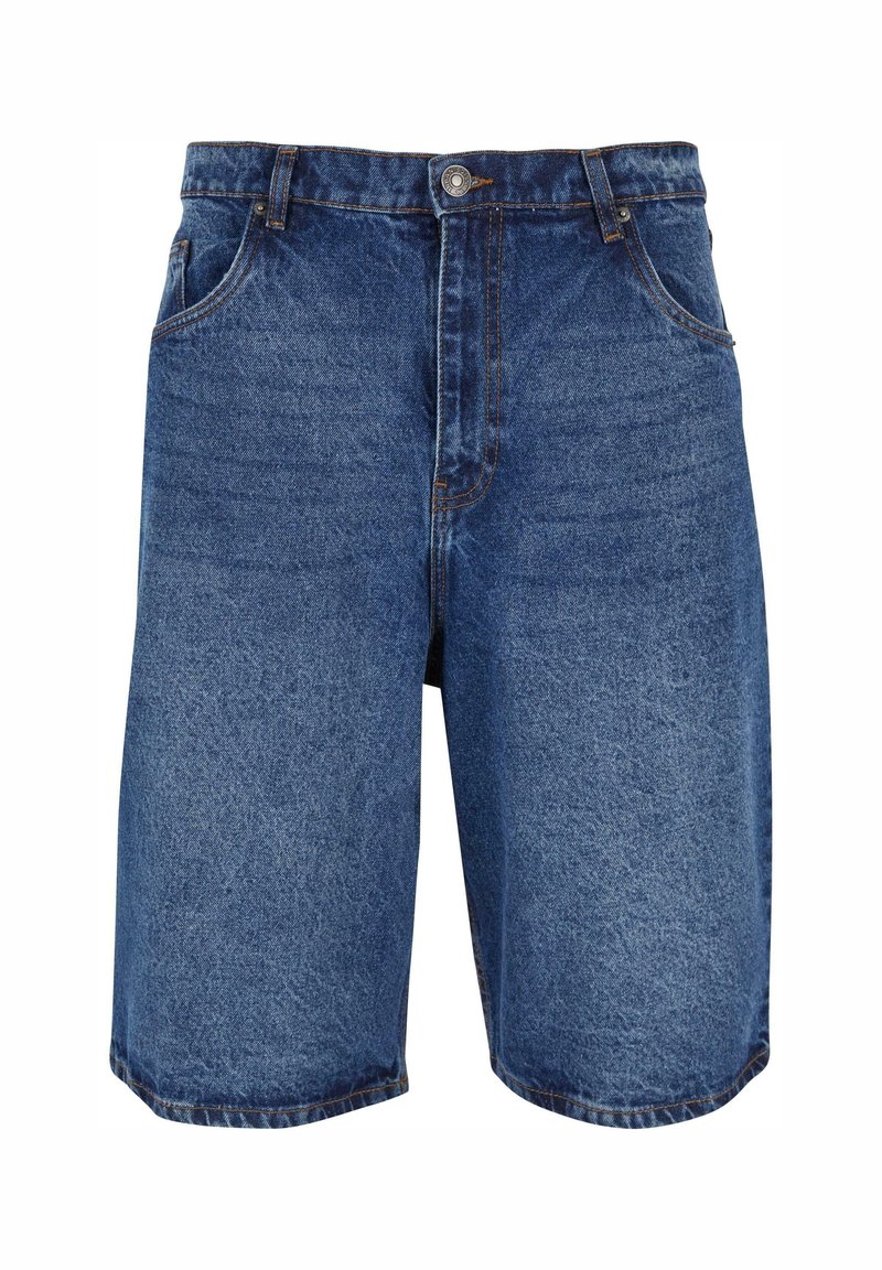 Short en denim bleu avec bouton devant, fermeture éclair, passants de ceinture et deux poches avant, présenté sur fond blanc.