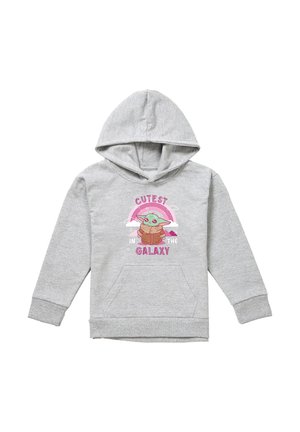 Hellgrauer Kinder-Hoodie mit Vordertasche, darauf ein grüner Charakter in einem braunen Mantel und der Text "Süßester in der Galaxie" unter einem rosa Regenbogen.