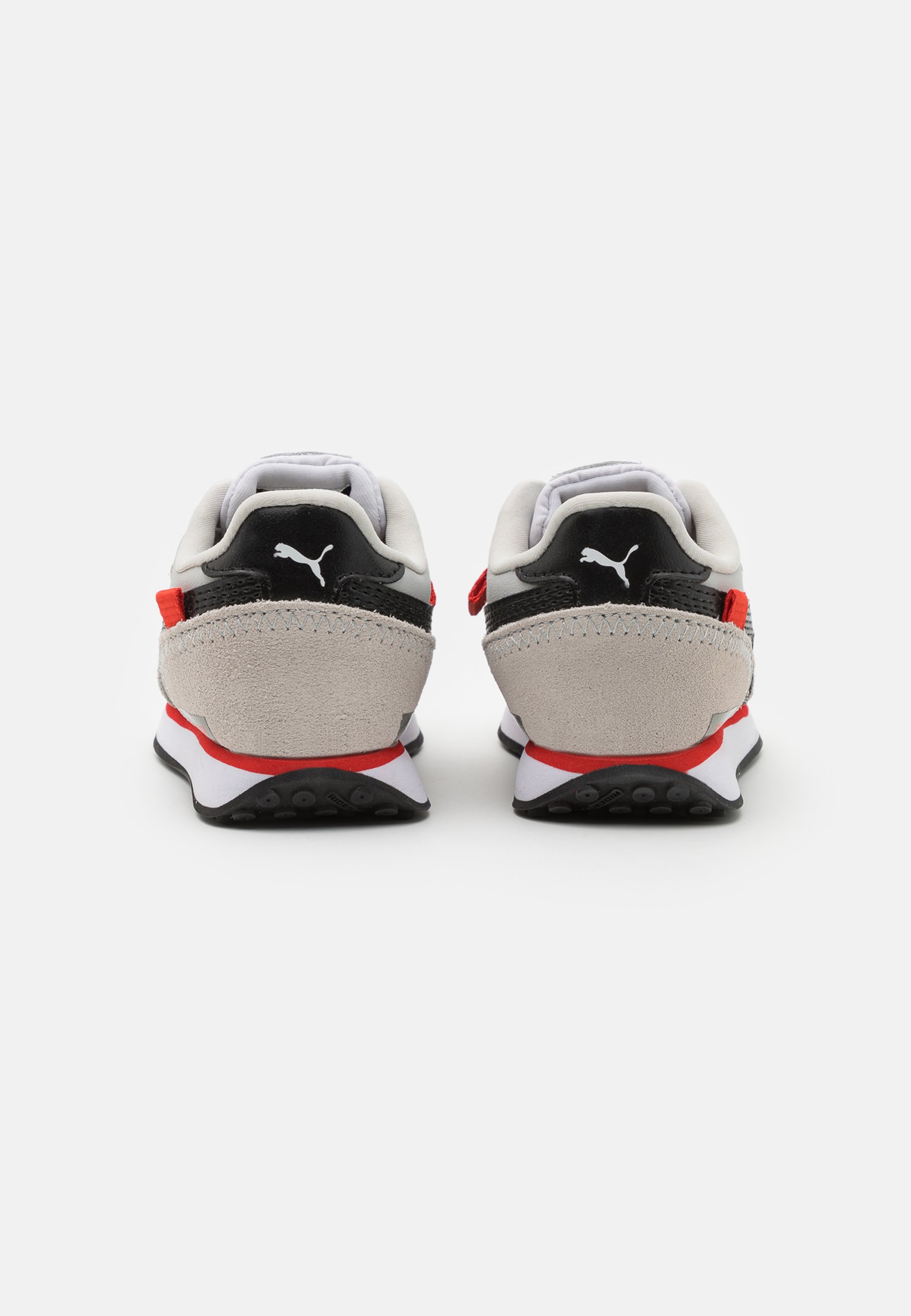 puma future rider snes