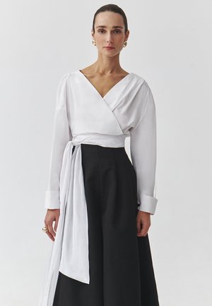 TATUUM Blūze - white