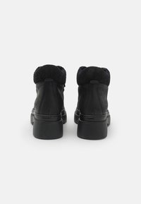 Copenhagen Studios Botines bajos - black