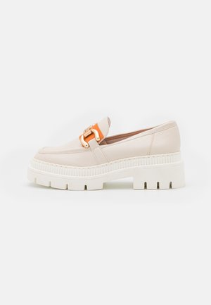 Marco Tozzi Loafers - off-white
