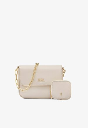 Beżowa torebka typu crossbody z sztucznej skóry, z złotą łańcuszkową rączką, magnetycznym zapięciem oraz małym pasującym portfelem z logo.