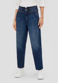 s.Oliver KAROLIN HIGH RISE - Jeans Tapered Fit - dunkelblau