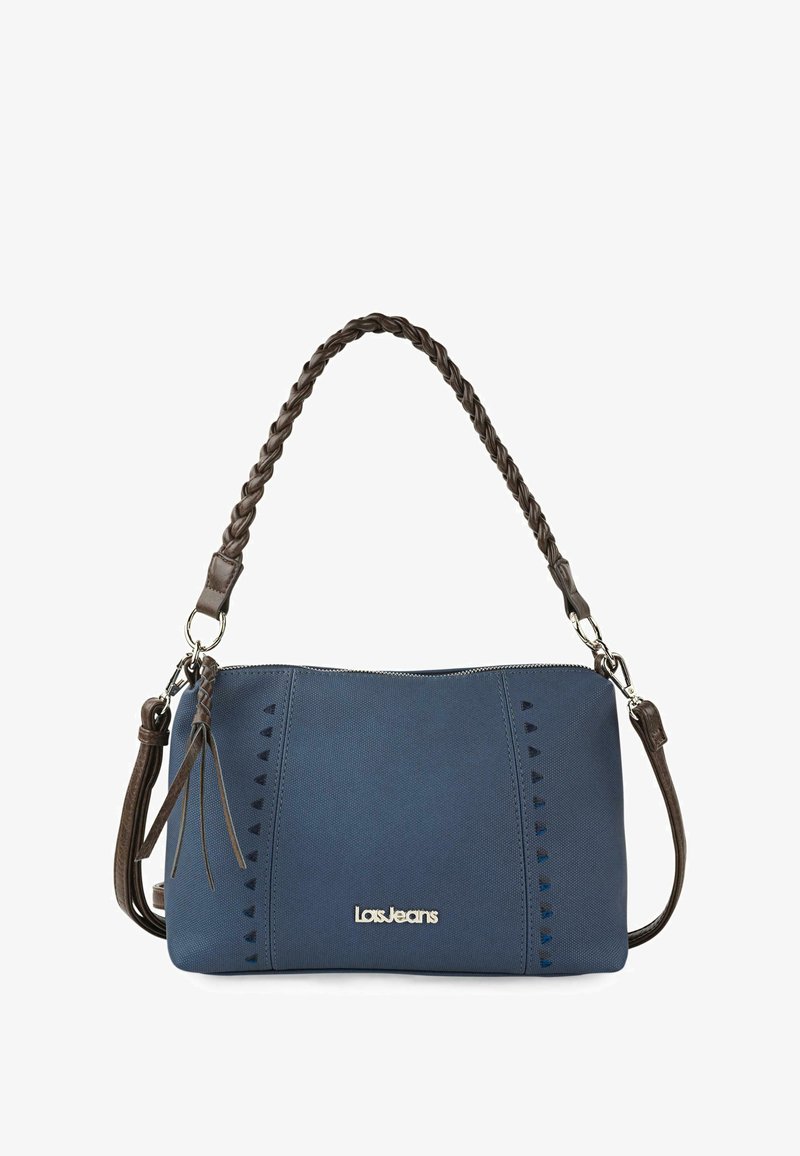 Bolso de tela azul con una correa trenzada marrón, que presenta acentos en forma de triángulo recortados a lo largo de los lados y un cierre de cremallera plateado. Logo en la parte frontal.