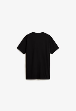 Camiseta negra lisa de manga corta mostrada desde atrás con un escote redondo sobre un fondo blanco.