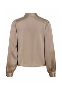 Blouse à manches longues avec col, en satin taupe doux. Caractérisée par des manches froncées et un ourlet légèrement court. Texture lisse.