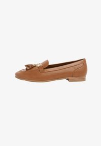 Unselected, tan brown