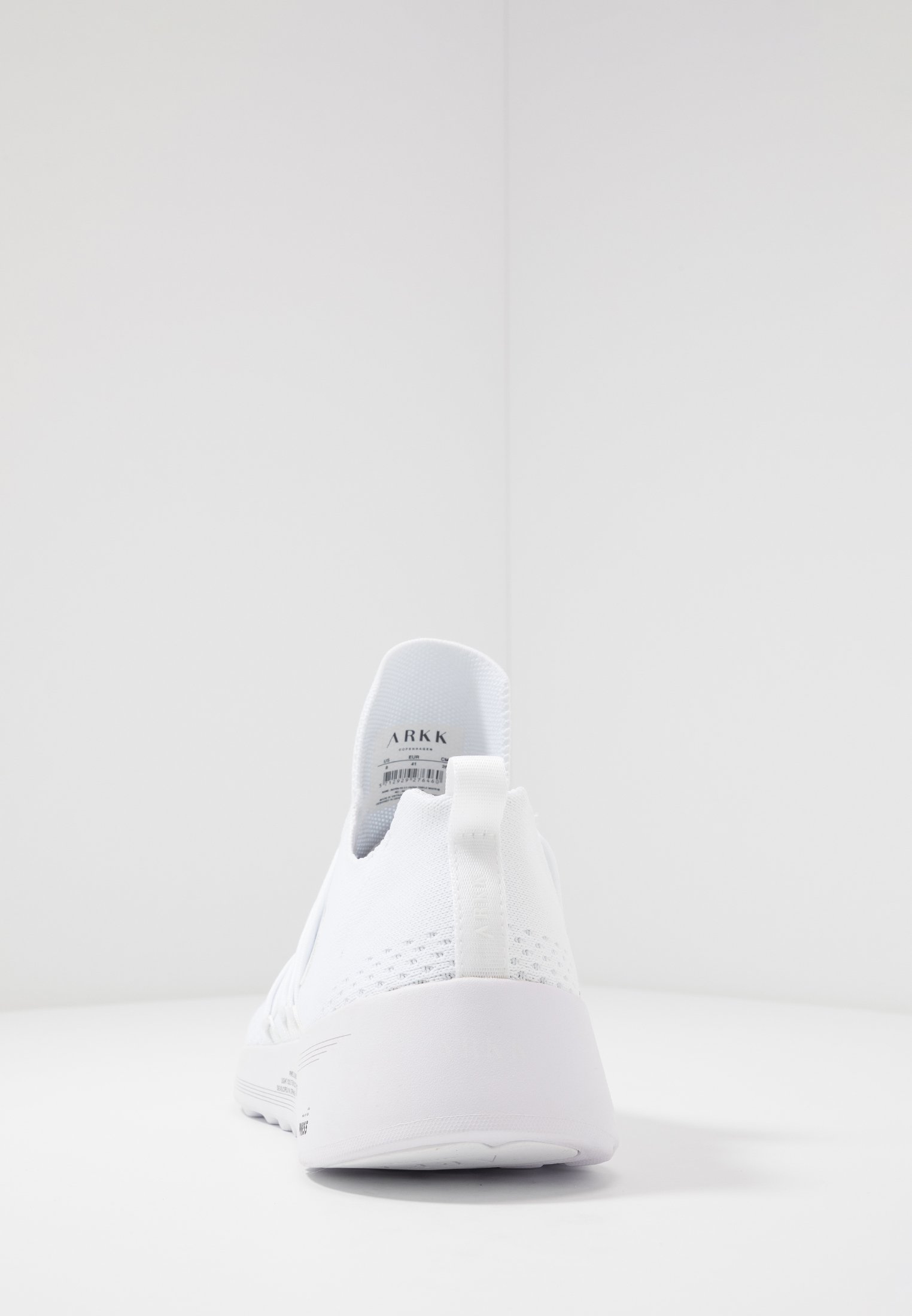 ARKK Copenhagen RAVEN FG 2.0 PWR55 Joggesko triple white ARKK Copenhagen RAVEN S E15 Joggesko whitehvit Zalando.no