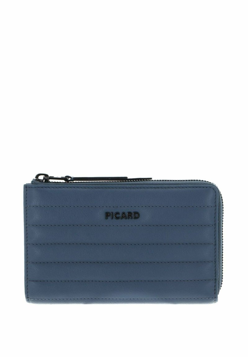 Portefeuille compact en cuir bleu avec surpiqûres verticales, fermeture éclair et logo noir en accent sur le devant. Texture lisse.