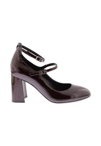 Scarpa con tacco alto bordeaux in vernice, con punta arrotondata, cinturini alla caviglia e tacco quadrato spesso, che evidenzia una texture lucida e un design elegante.