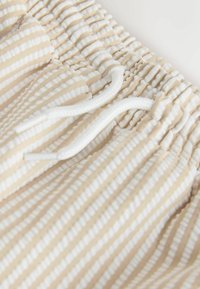 Non selezionato, neutral