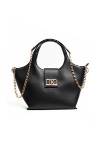 Borsa a tracolla in ecopelle nera con forma strutturata, dettagli in catena dorata e patta frontale con chiusura rettangolare. Texture liscia e finitura lucida.