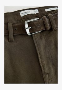 Non sélectionné, chocolate brown