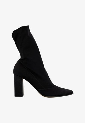 Gianvito Rossi, CLOTH ANKLE BOOTS BLACK - Bottines à talons hauts - black