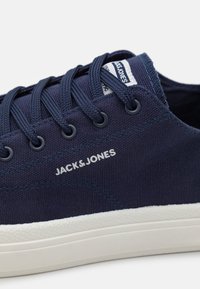 Jack & Jones JFWBAYSWATER - Sportcipő - navy