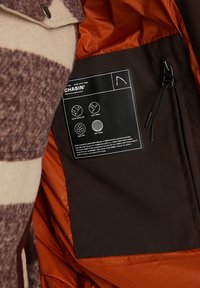 CHASIN' EXPLORER TECH - Zimska jakna - dark brown